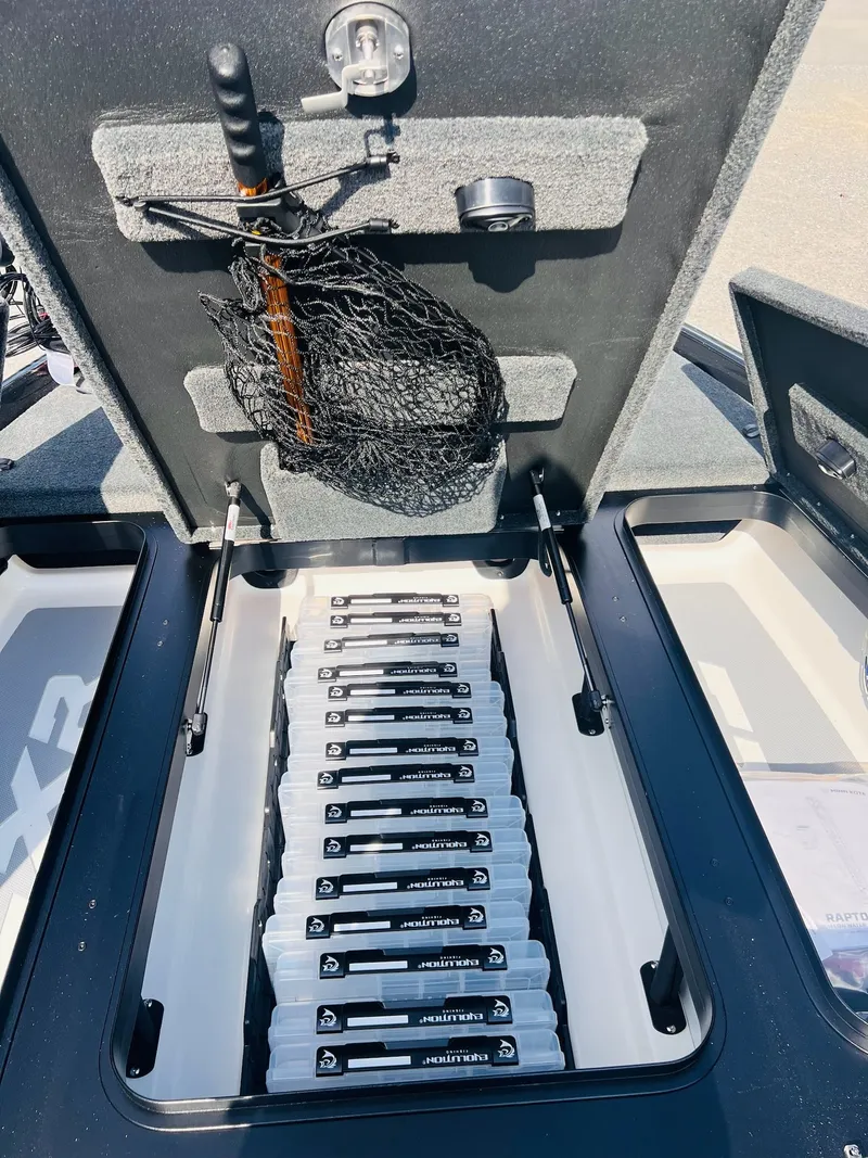 Slide: The Image of Skeeter FXR20 FLEX 2026 - 4