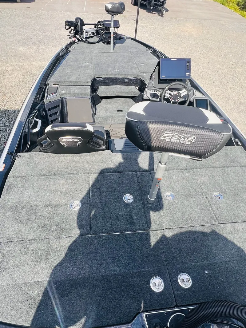 Slide: The Image of Skeeter FXR20 FLEX 2026 - 44