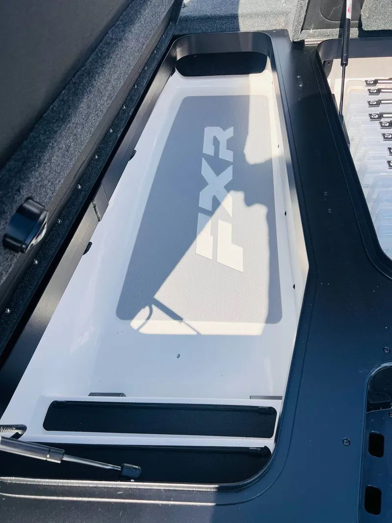 Slide: The Image of Skeeter FXR20 FLEX 2026 - 49