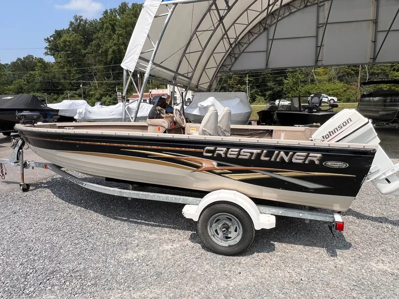 Slide: The Image of Crestliner 1750 Fish Hawk 2003 - 20