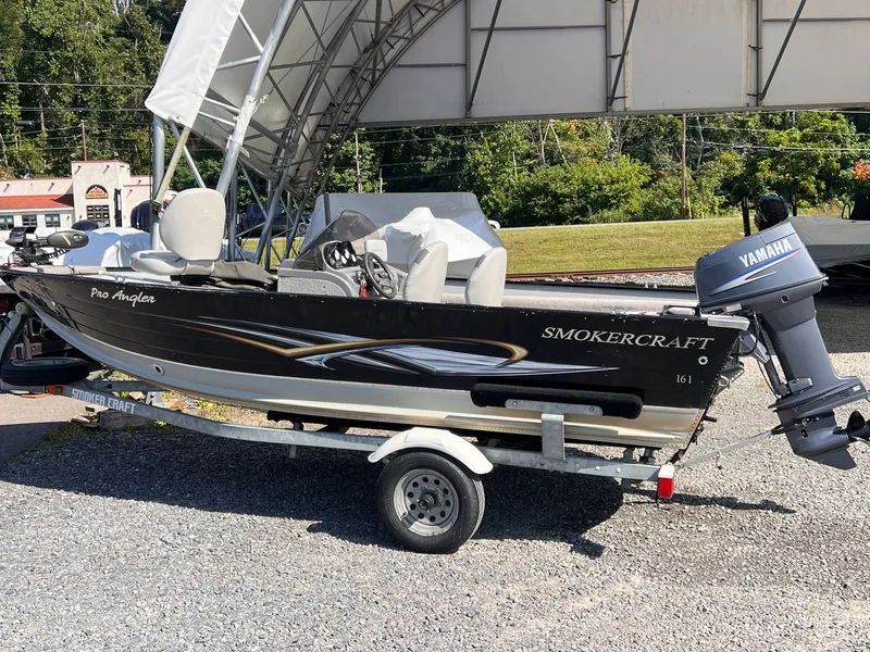 Slide: The Image of Smoker Craft Pro Angler 161 2010 - 35