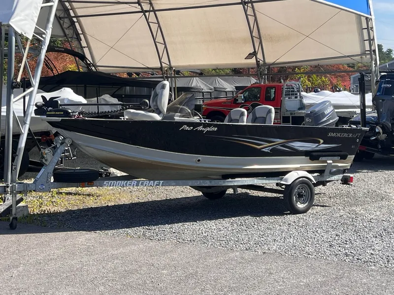 Slide: The Image of Smoker Craft Pro Angler 161 2010 - 8