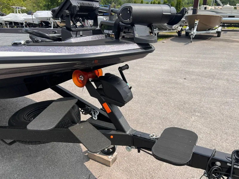 Slide: The Image of Skeeter ZXR21 SE 2025 - 19