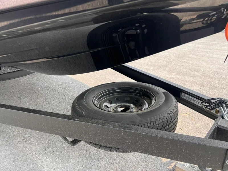 Slide: The Image of Skeeter ZXR21 SE 2025 - 20