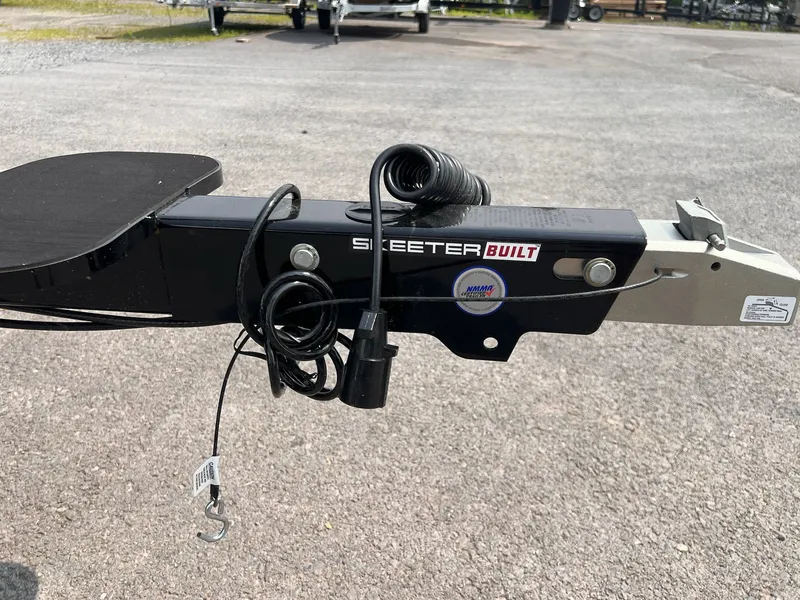 Slide: The Image of Skeeter ZXR21 SE 2025 - 24