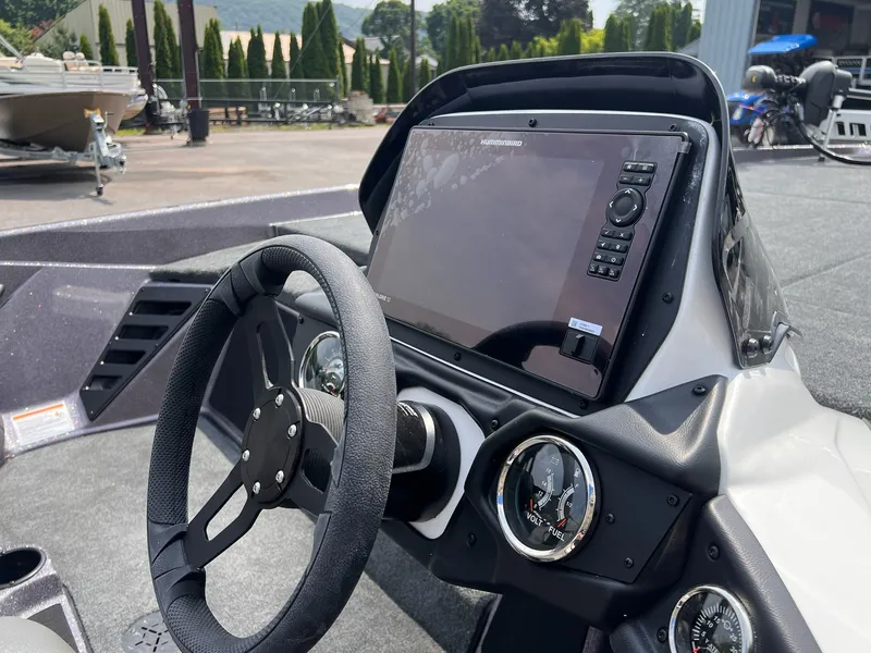 Slide: The Image of Skeeter ZXR21 SE 2025 - 34