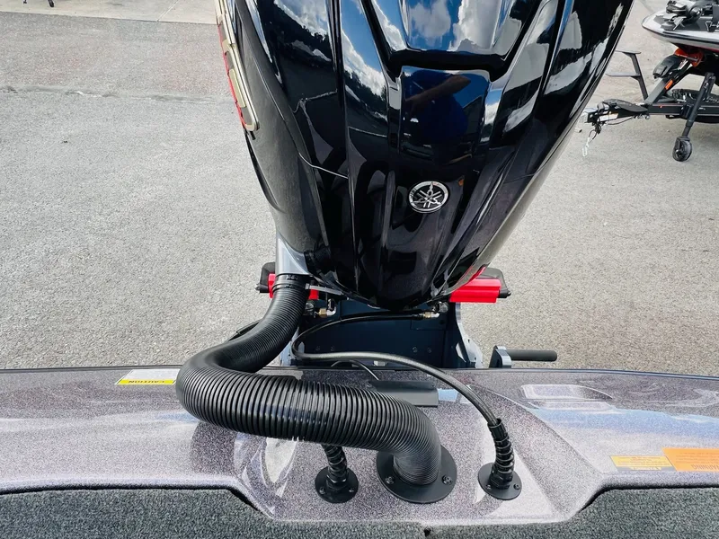 Slide: The Image of Tracker Tundra 2005 - 36