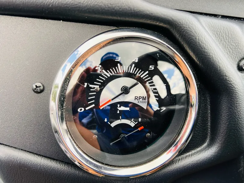 Slide: The Image of Tracker Tundra 2005 - 45