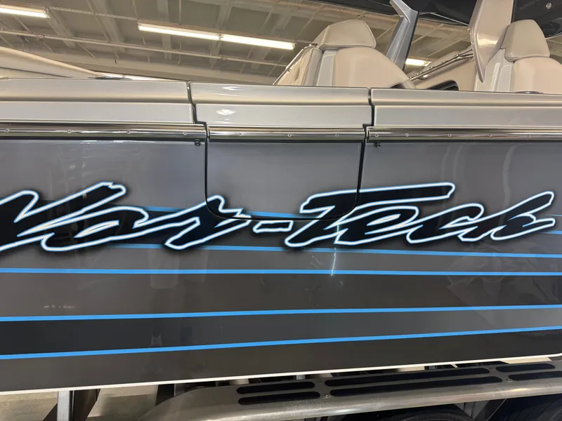 Slide: The Image of Nor-Tech 400 Super Sport 2026 - 20