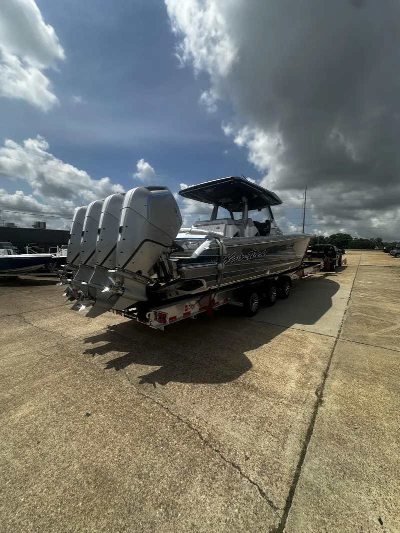 Slide: The Image of Nor-Tech 400 Super Sport 2026 - 5