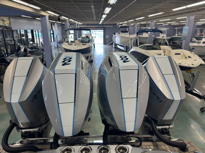 Slide: The Image of Nor-Tech 400 Super Sport 2026 - 9