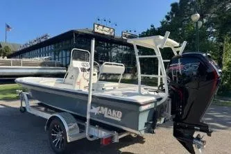 Slide: The Image of Mako 18 LTS 2025 - 70