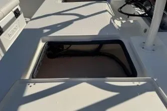 Slide: The Image of Mako 18 LTS 2025 - 76