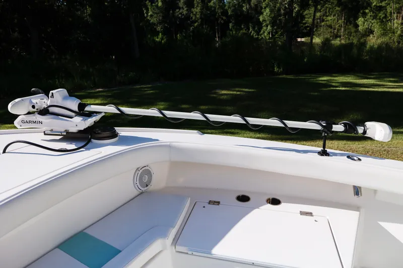 Slide: The Image of 2017 Albury Brothers center console boat with Garmin trolling motor. - 28