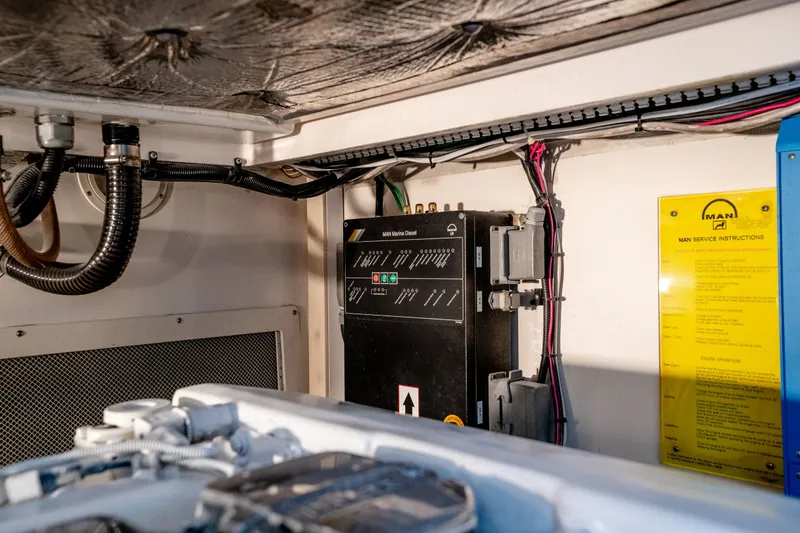 Slide: The Image of Cabo 40 Express 2003 - 80