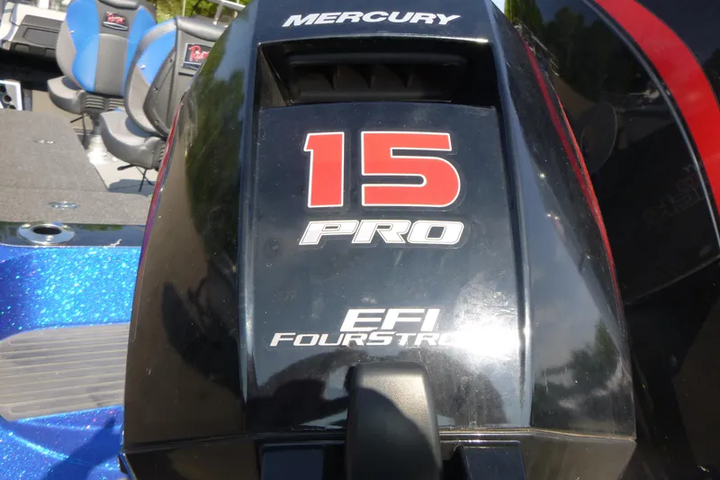 Slide: The Image of 2024 Ranger 621FS Pro boat with Mercury 15 Pro EFI FourStroke engine. - 12