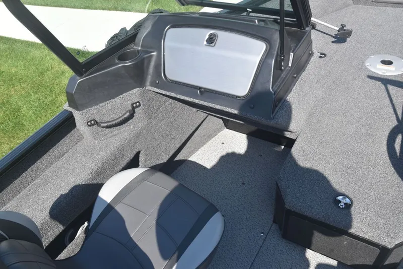 Slide: The Image of Lund 1775 Adventure Sport 2024 - 16