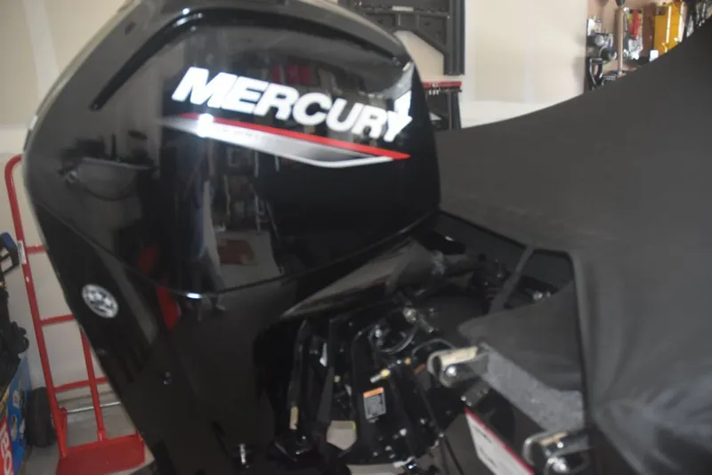 Slide: The Image of Lund 1775 Adventure Sport 2024 - 23