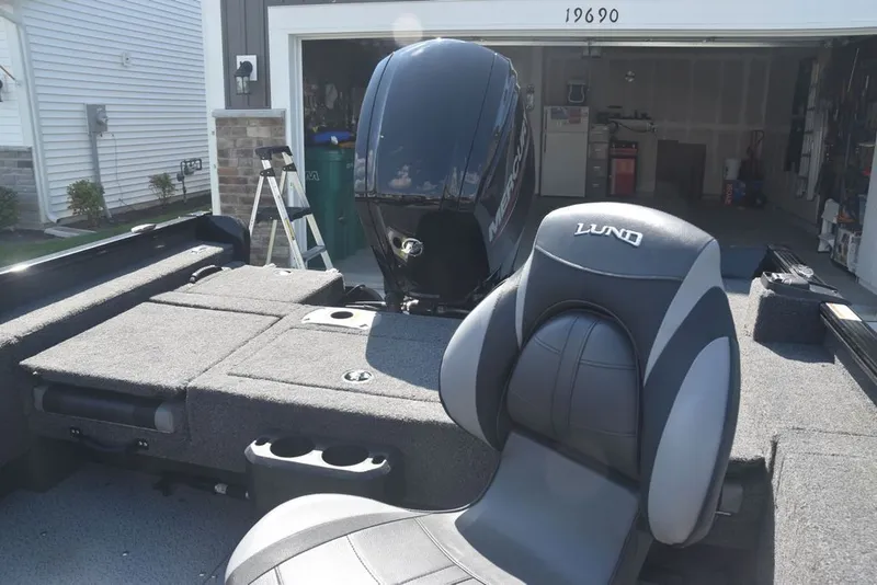 Slide: The Image of Lund 1775 Adventure Sport 2024 - 9