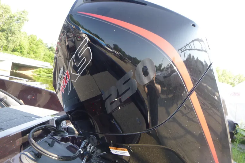 Slide: The Image of 2024 Ranger 2080MS boat with Mercury Pro XS 250 outboard engine. - 15