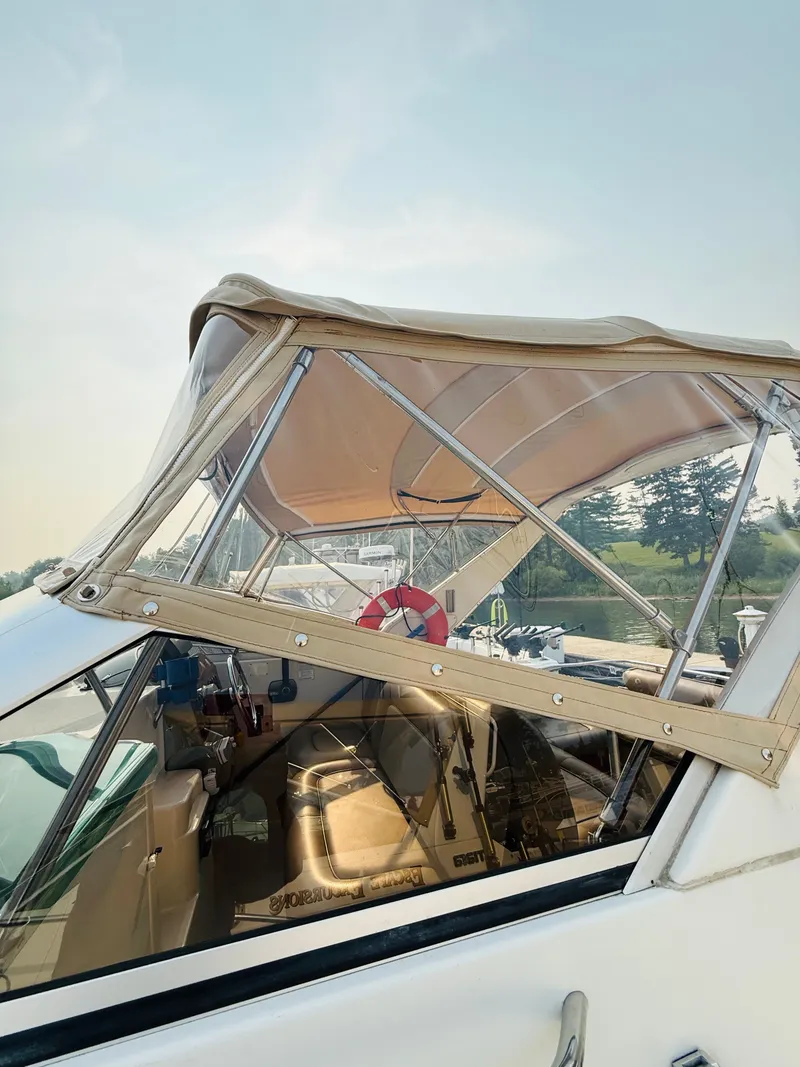 Slide: The Image of Maxum 2800 SCR 1998 - 5