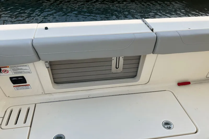 Slide: The Image of Scout 425 LXF 2024 - 13