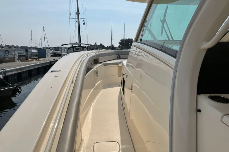 Slide: The Image of Scout 425 LXF 2024 - 21