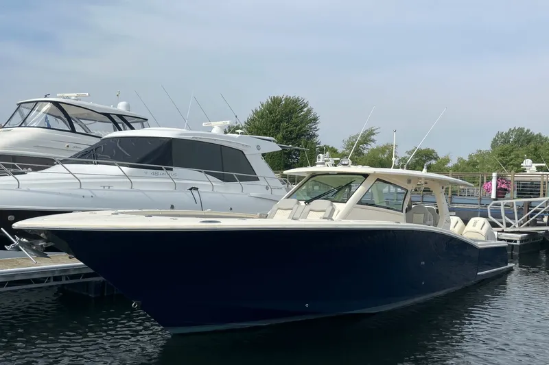 Slide: The Image of Scout 425 LXF 2024 - 3