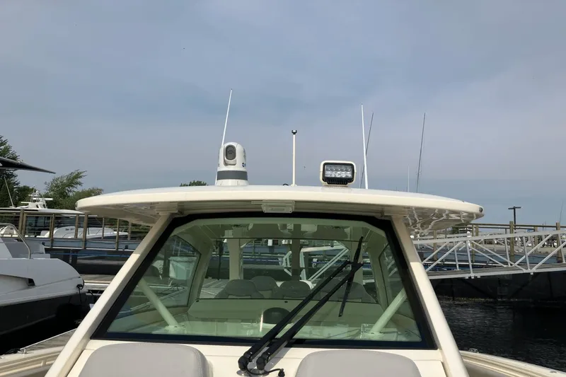 Slide: The Image of Scout 425 LXF 2024 - 32