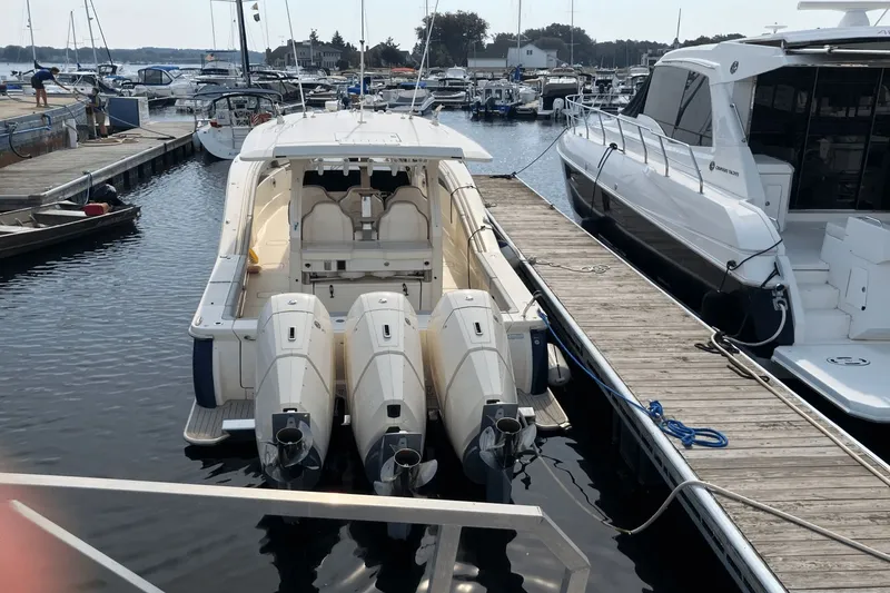 Slide: The Image of Scout 425 LXF 2024 - 4