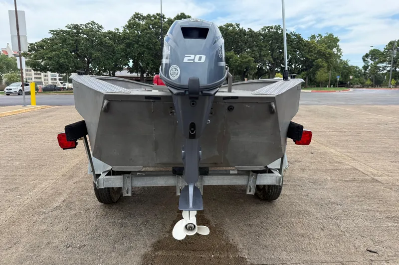 Slide: The Image of 2021 Alweld 1852 Invader boat with Yamaha 20HP motor on trailer. - 13