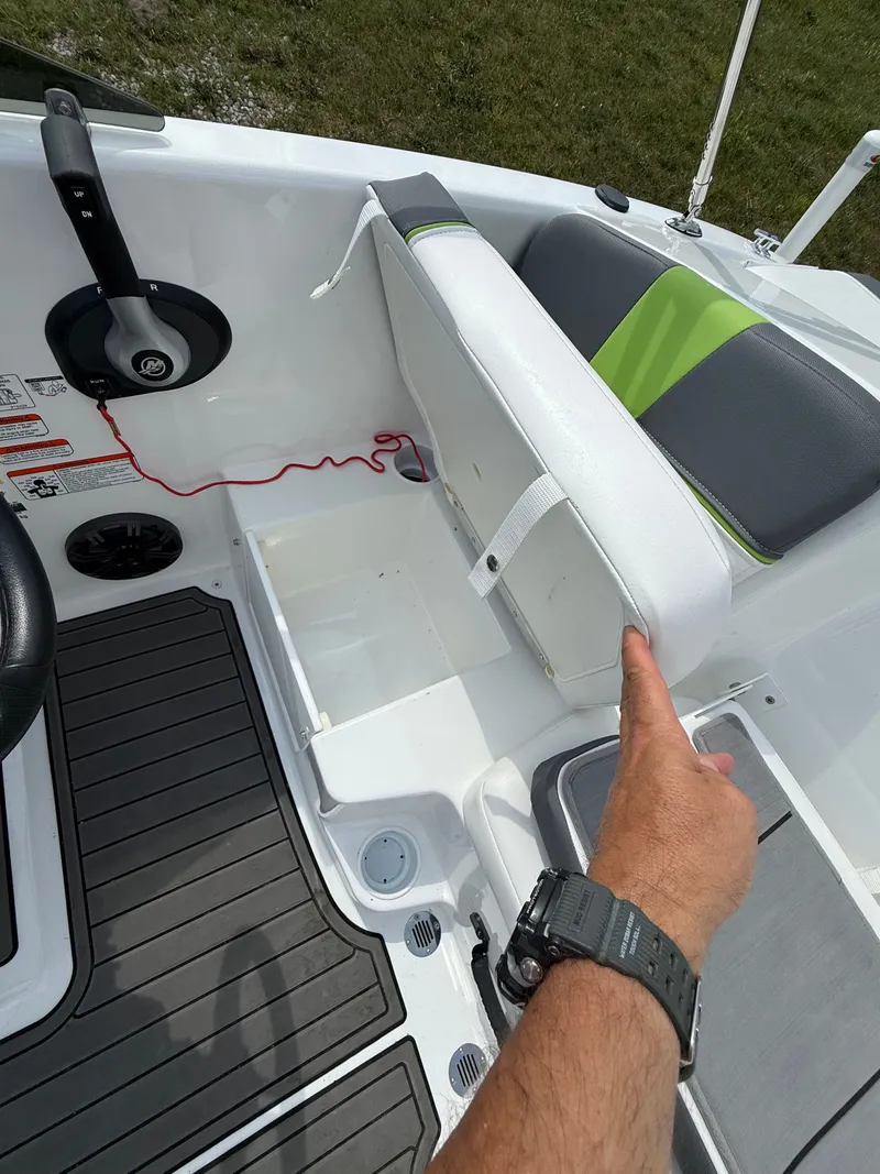 Slide: The Image of Tahoe T16 2022 - 2