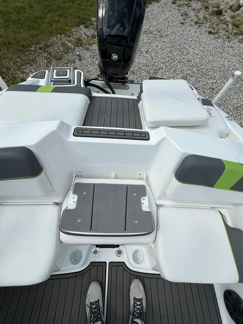 Slide: The Image of Tahoe T16 2022 - 4