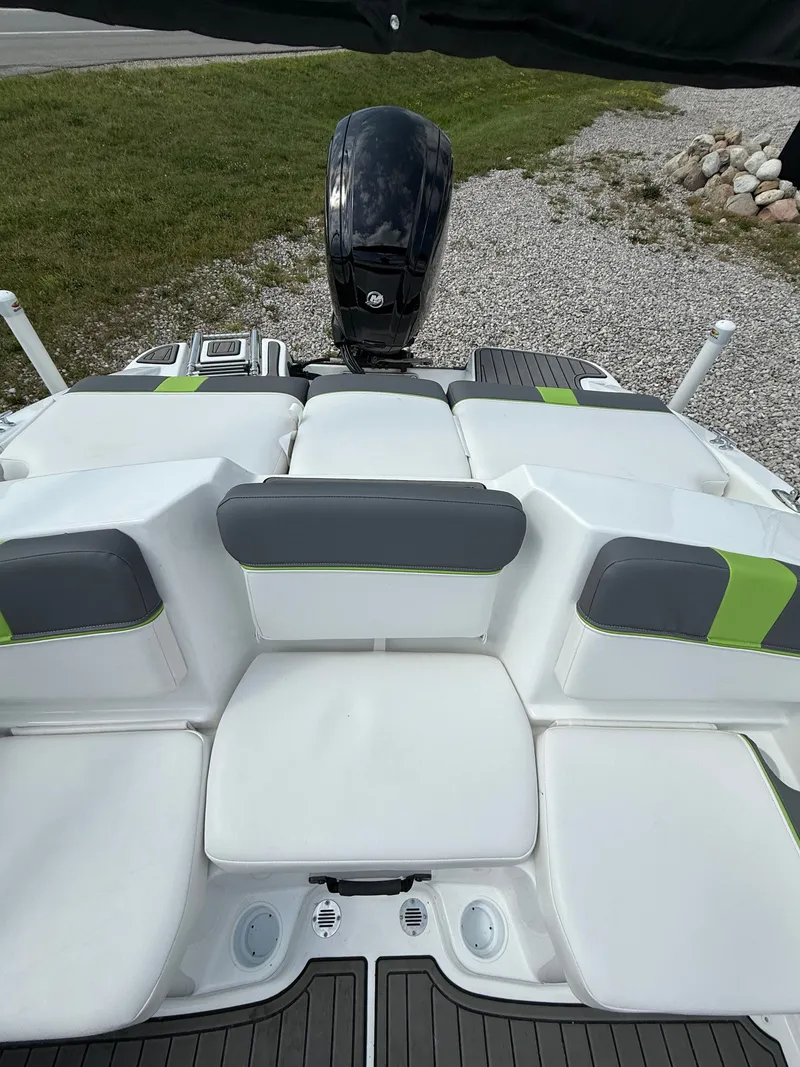 Slide: The Image of Tahoe T16 2022 - 5