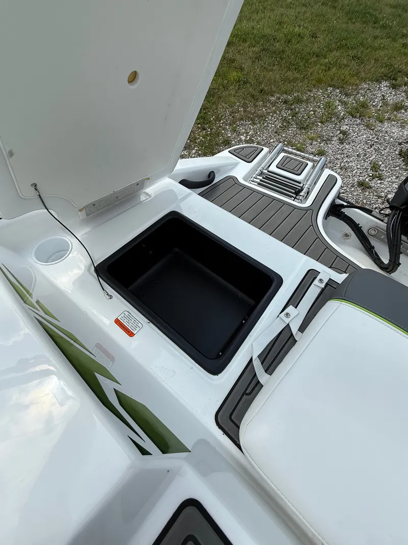 Slide: The Image of Tahoe T16 2022 - 7