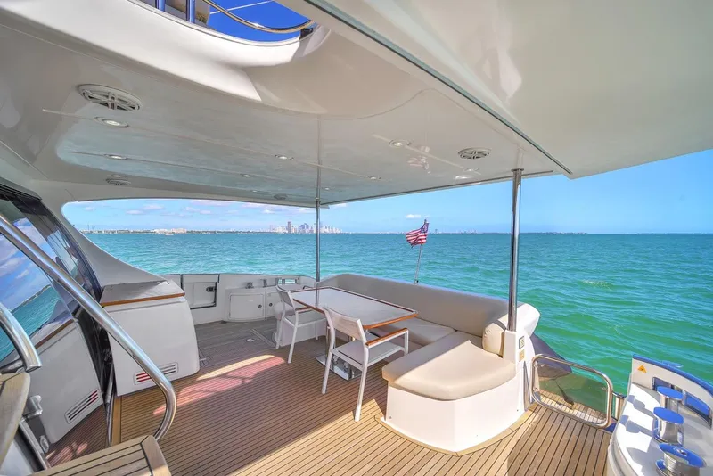 Slide: The Image of Luxurious 2012 Azimut Flybridge yacht with spacious deck overlooking the ocean. - 33