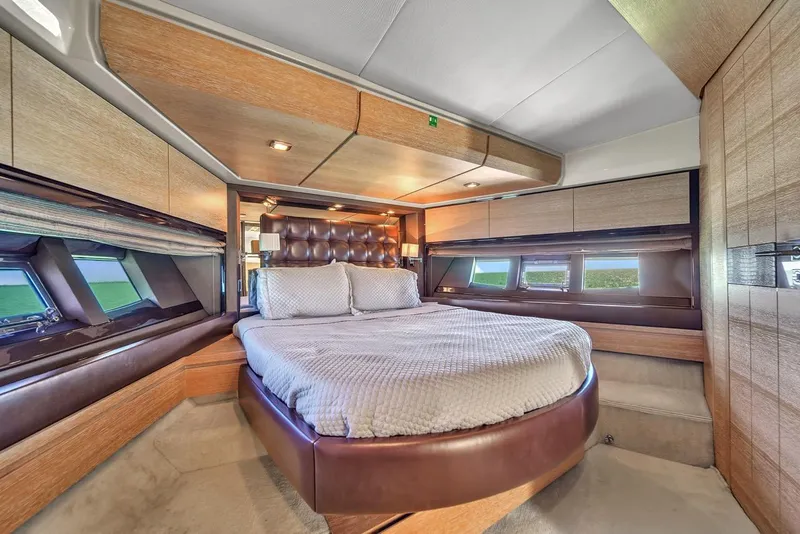 Slide: The Image of Azimut Flybridge 2012 - 65