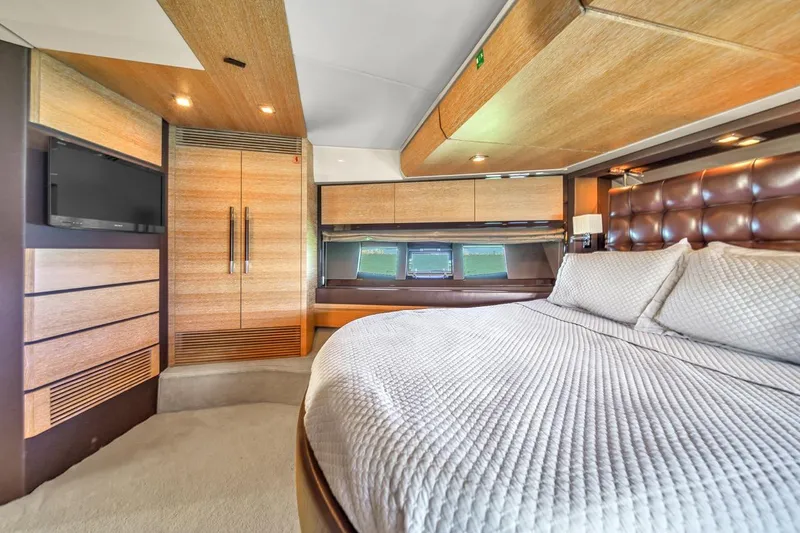 Slide: The Image of Azimut Flybridge 2012 - 66