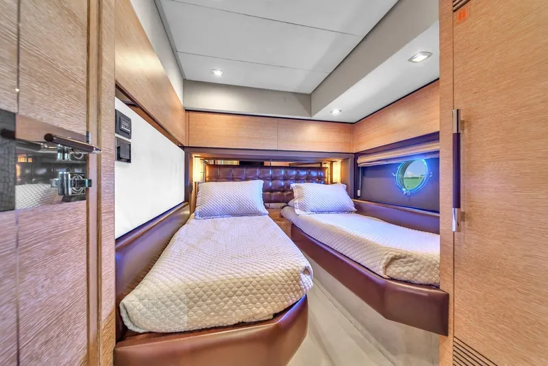 Slide: The Image of Azimut Flybridge 2012 - 67