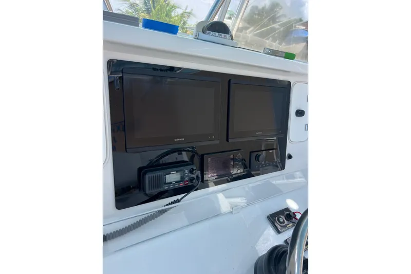 Slide: The Image of Invincible 36 CC 2015 - 72