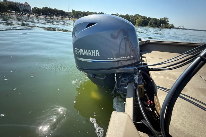 Slide: The Image of 2020 G3 Gator Tough 17 SC boat with electrical connections on deck. - 32