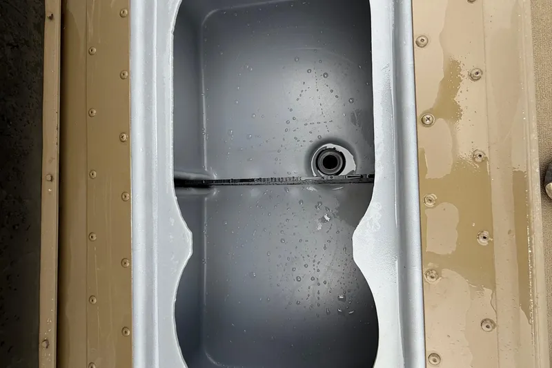 Slide: The Image of Control panel of 2020 G3 Gator Tough 17 SC boat with Humminbird Helix 5. - 39