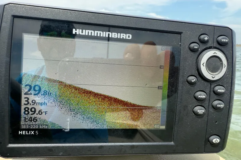 Slide: The Image of Livewell in 2020 G3 Gator Tough 17 SC boat, water filling. - 43