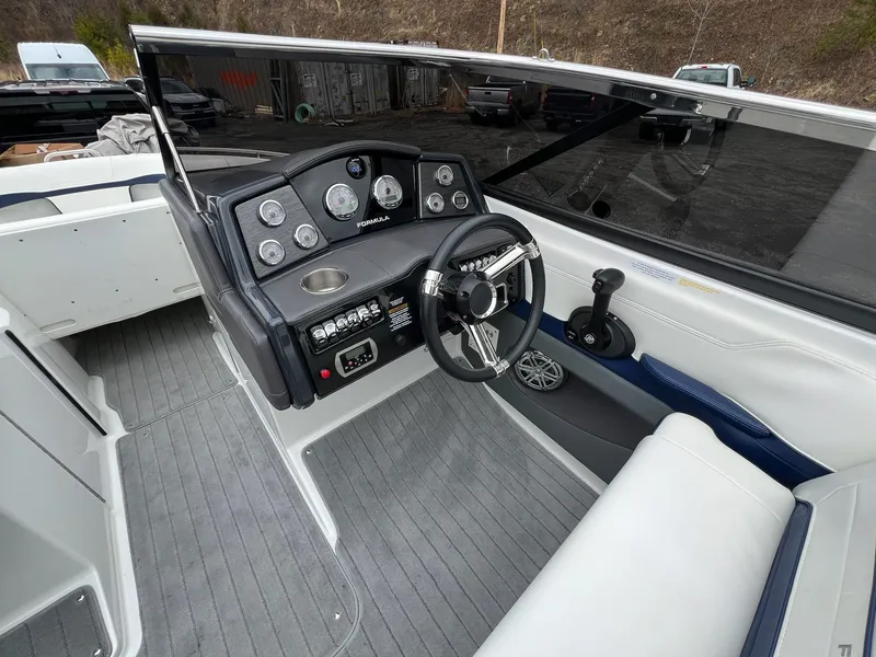 Slide: The Image of 2016 Formula 24 BR~Legasea Marine - 9