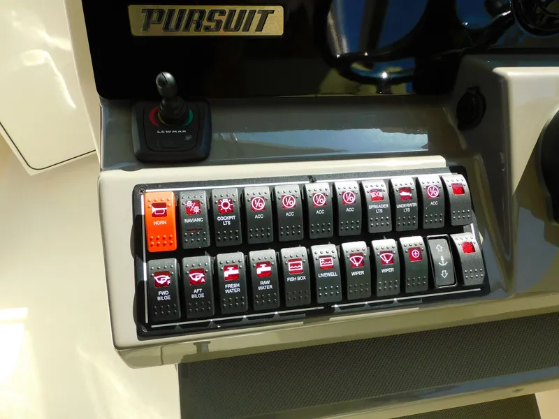 Slide: The Image of Pursuit DC 325 Dual Console 2019 - 13