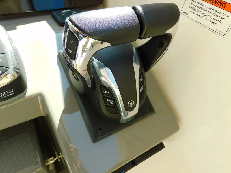 Slide: The Image of Pursuit DC 325 Dual Console 2019 - 19