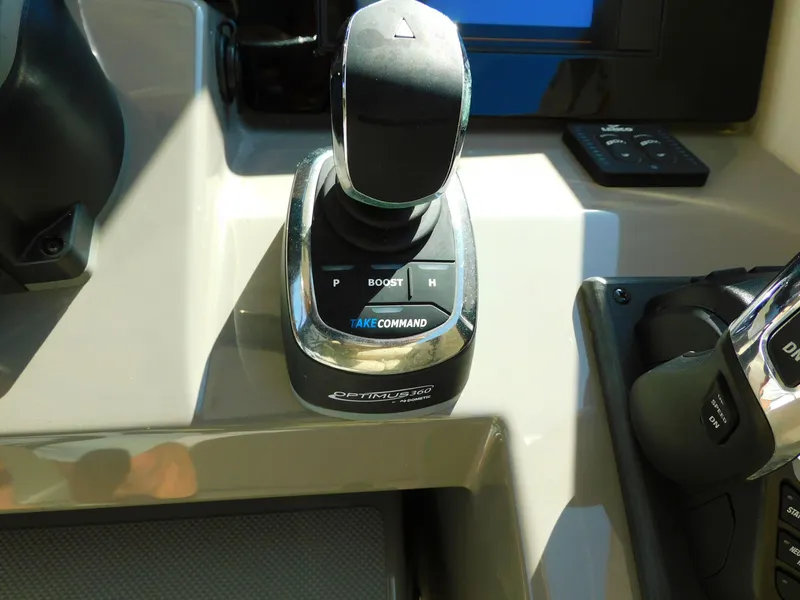 Slide: The Image of Pursuit DC 325 Dual Console 2019 - 20