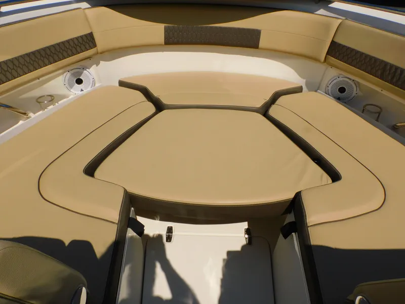 Slide: The Image of Pursuit DC 325 Dual Console 2019 - 77