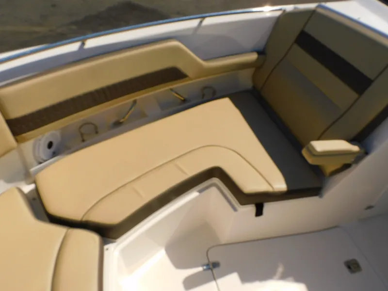 Slide: The Image of Pursuit DC 325 Dual Console 2019 - 82