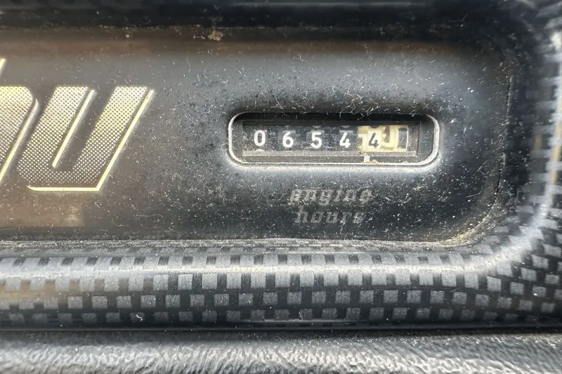 Slide: The Image of Malibu Sportster 1998 - 11